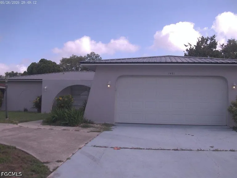 1401 Everest Pkwy — Photo 1