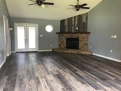 3rd image of 6001 Aubrey Lee Ln
