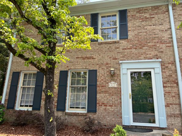 813 Seabury Ct