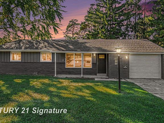 2nd image of 106 Avis Ct
