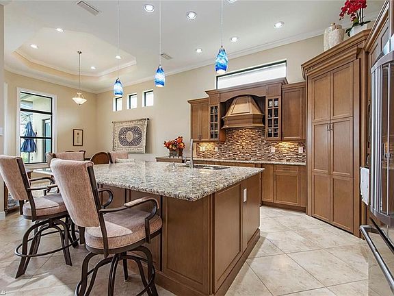 5th image of 12444 Wisteria Dr