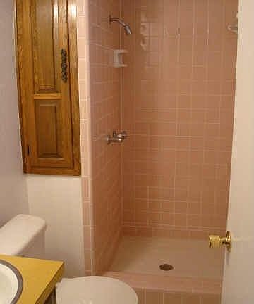 3rd image of 6606 Coleshire Dr