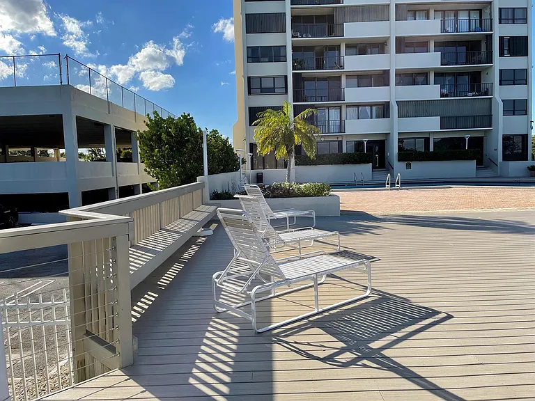5600 N Flagler Dr #2209 — Photo 31
