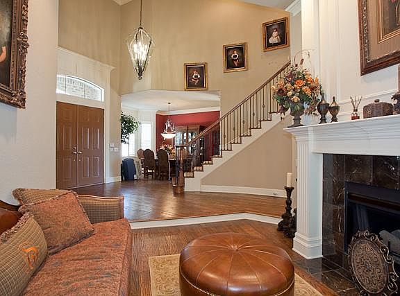 4th image of 4401 Liam Dr