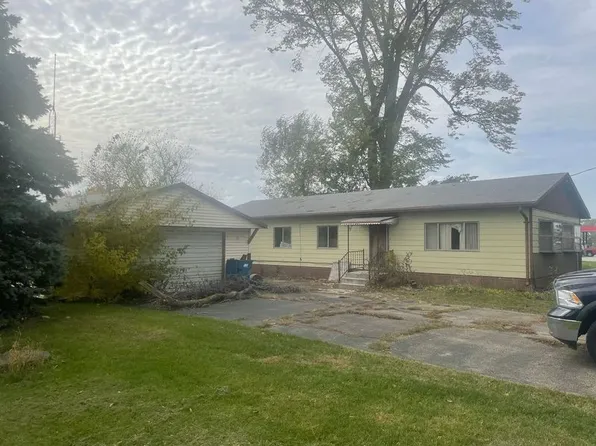 1013 W Orange St, Hoopeston, IL 60942