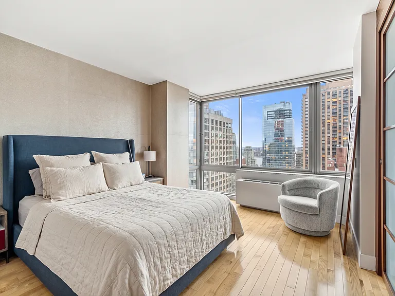 111 W 67th St #32B — Photo 2