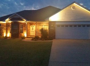 49 Salmon Ln, Russellville, AR 72802