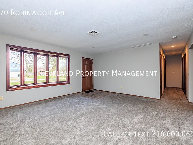 870 Robinwood Ave — Photo 6