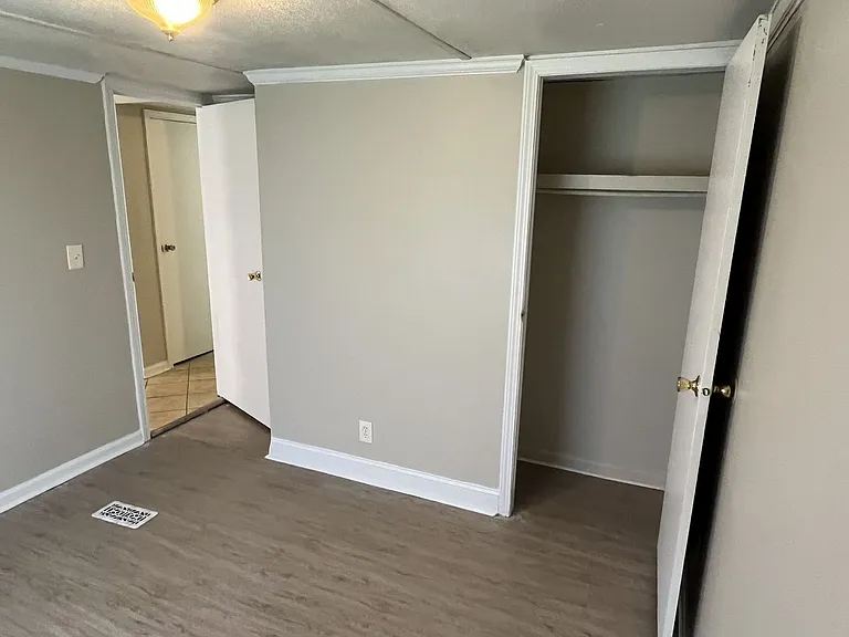 15420 Sharpe Rd — Photo 15