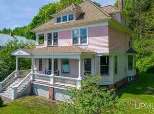 20497 W 2nd St, Hancock, MI 49930