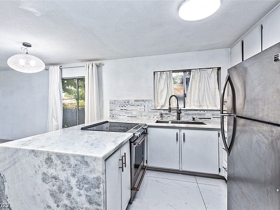 4th image of 1401 Elizabeth Ave Unit 1