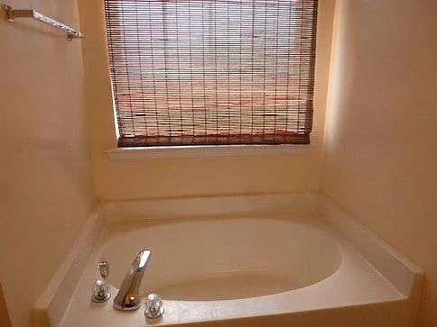 216 Latherton Ct — Photo 21