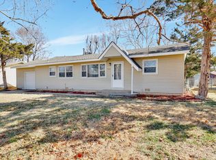 928 N Robin Rd, Wichita, KS 67212