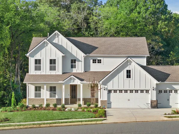 2451 Williams Ridge Dr, Columbia, TN 38401