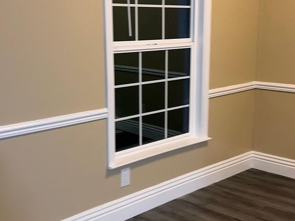 4th image of 3990 Prunedale Ave