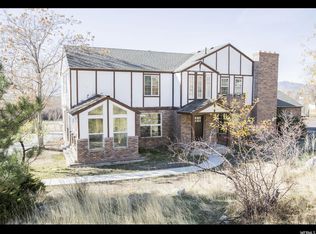 9249 Canyon Rd, Cedar Hills, UT 84062