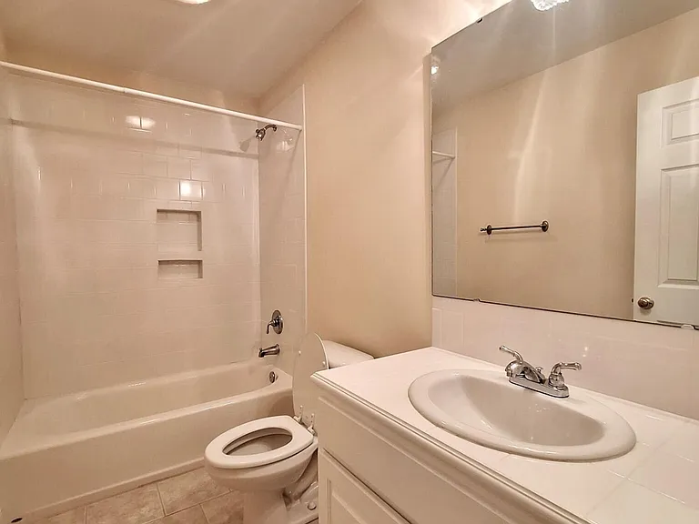 3016 Edward Ct #B — Photo 16