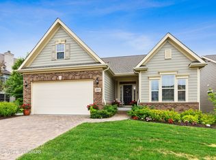 3809 Ridge Pointe Dr, Geneva, IL 60134