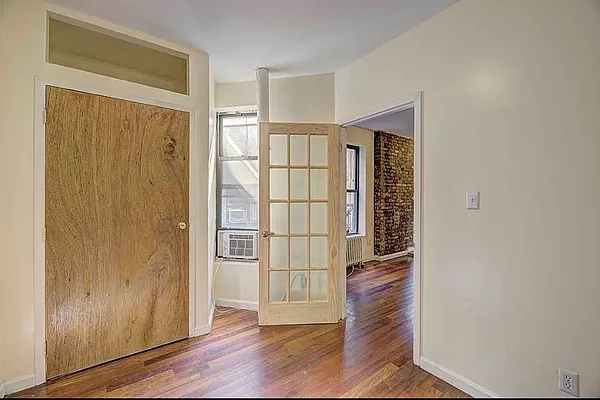 Rented by Bond New York | media 3