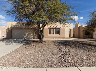 11962 N Crescendo Dr, Tucson, AZ 85737