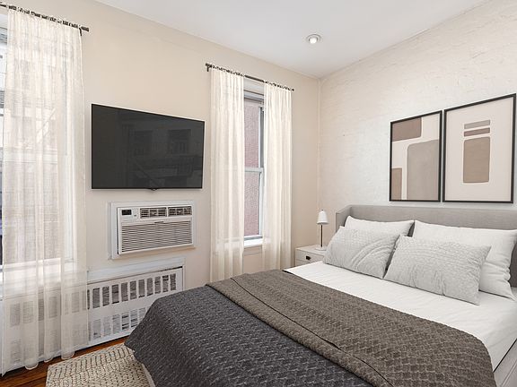 4th image of 206 E 81st St APT 2A