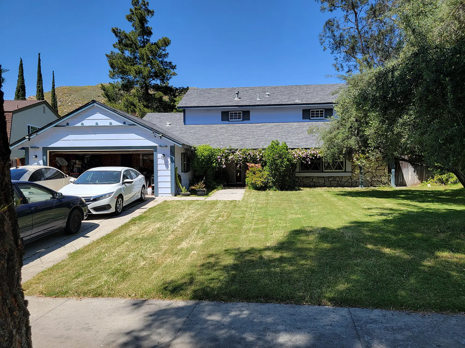 4 bed, 2465 sqft, $680 — Photo 1