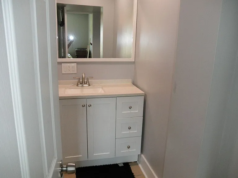 431 Virginia Dr — Photo 18