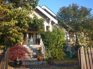 5353 SW Admiral Way, Seattle, WA 98116