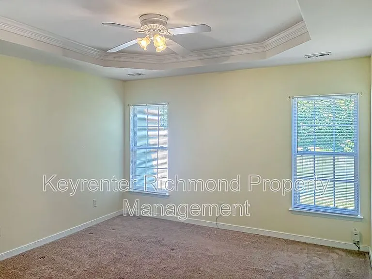 5904 Chapel Lawn Ter — Photo 12
