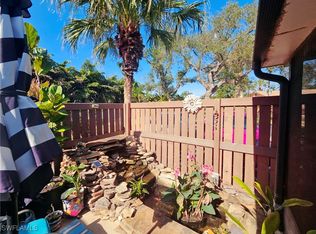 17338 Timber Oak Ln, Fort Myers, FL 33908