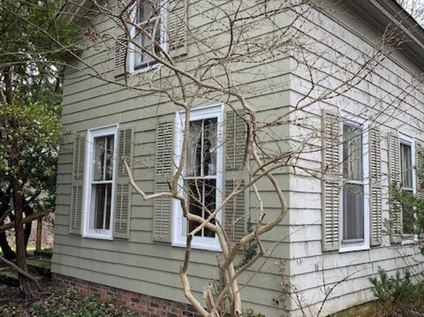 9160 Johnnycake Ridge Rd, Mentor, OH 44060