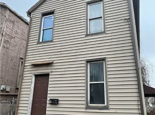 418 Yew Way, Braddock, PA 15104