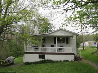 8509 4th St, Stonewood, WV 26301
