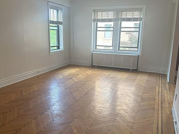 2nd image of 50 Glenwood Ave APT 310