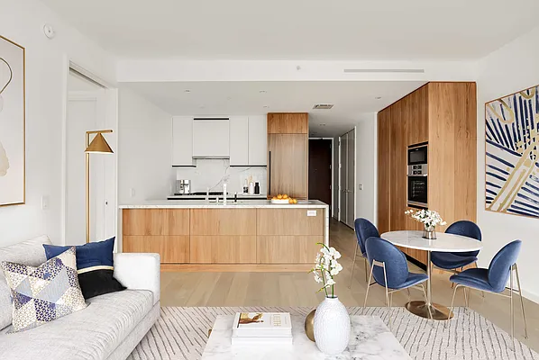 Rented by Compass | media 13