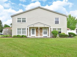 2962 Ivy Hill Cir UNIT B, Cortland, OH 44410