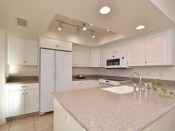 3rd image of 5326 N Las Casitas Pl