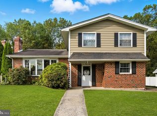 1028 Norvelt Dr, Philadelphia, PA