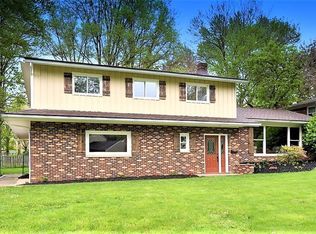 2103 Brookshire Rd, Akron, OH 44313