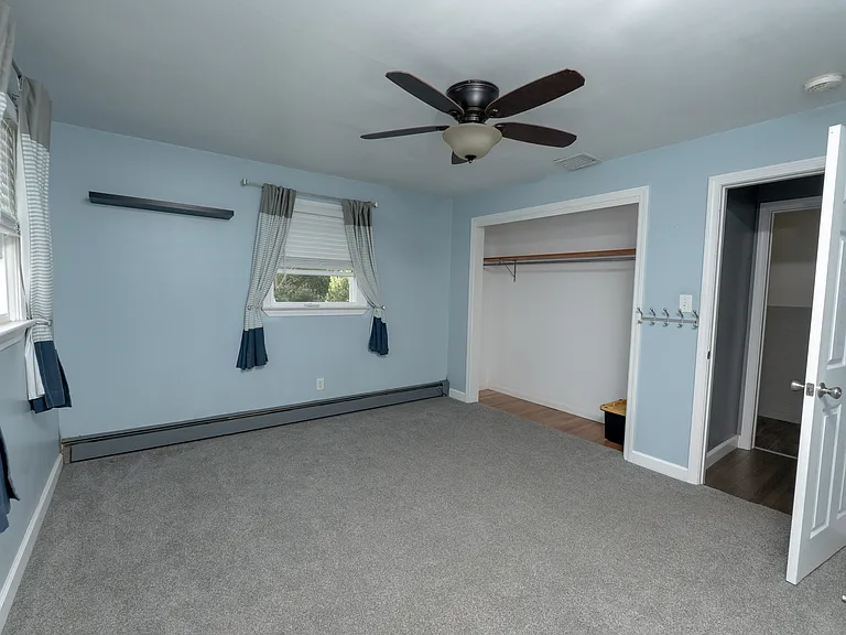1330 Logan St — Photo 23