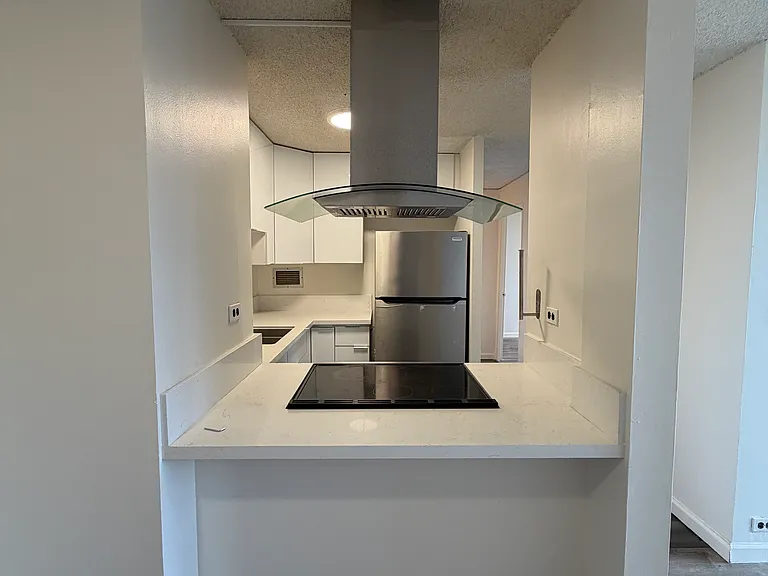 1535 Pensacola St #208 — Photo 2