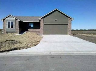 130 S Stoneridge St, Valley Center, KS 67147
