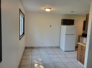 3806 Spring St APT 2, Davenport, IA 52807