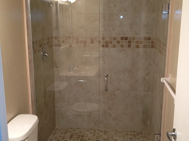 Pembroke Apartments — Photo 39