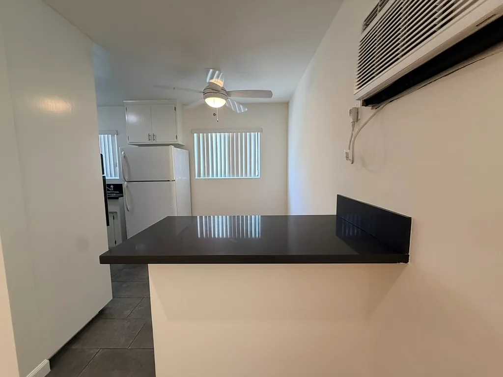 1 bed, 625 sqft, $1,895 — Photo 2