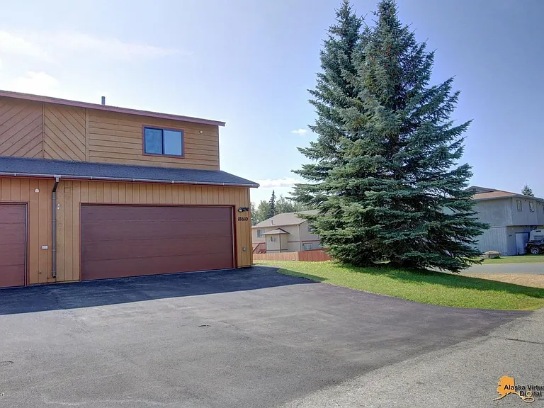 18610 Lowrie Loop — Photo 1
