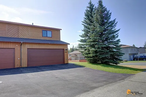 18610 Lowrie Loop Photo 1