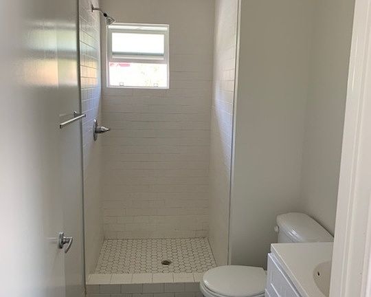 4th image of 1036 N Bonnie Brae St APT 2