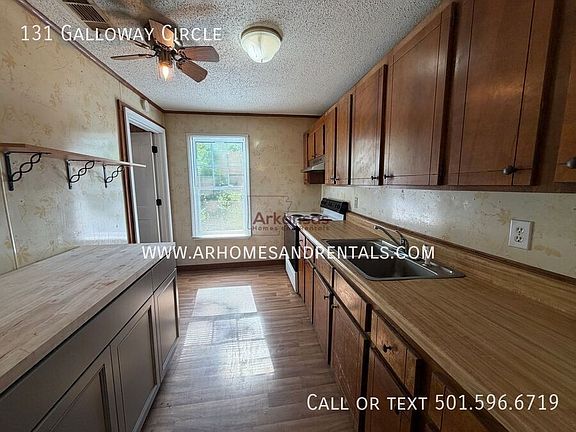5th image of 131 Galloway Cir