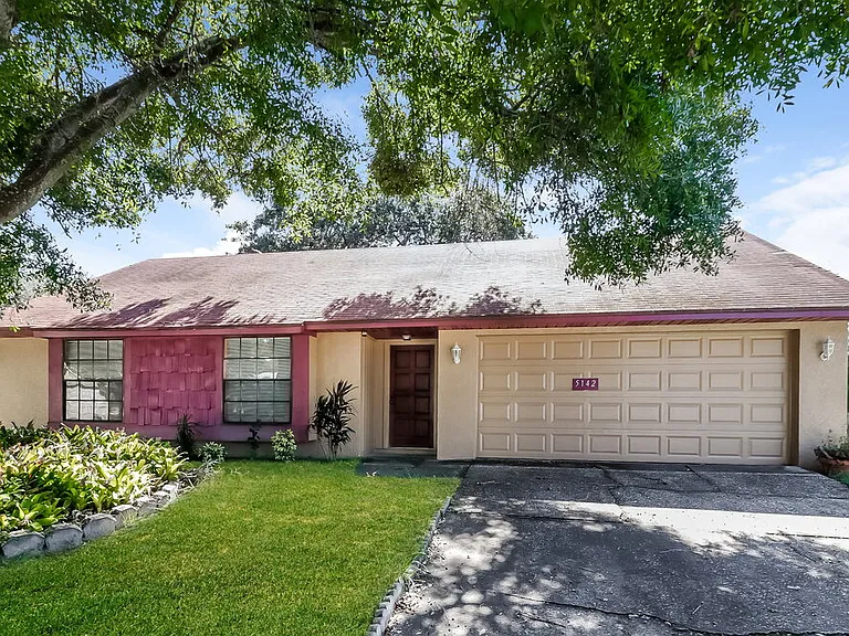 5142 Nashville Dr — Photo 1